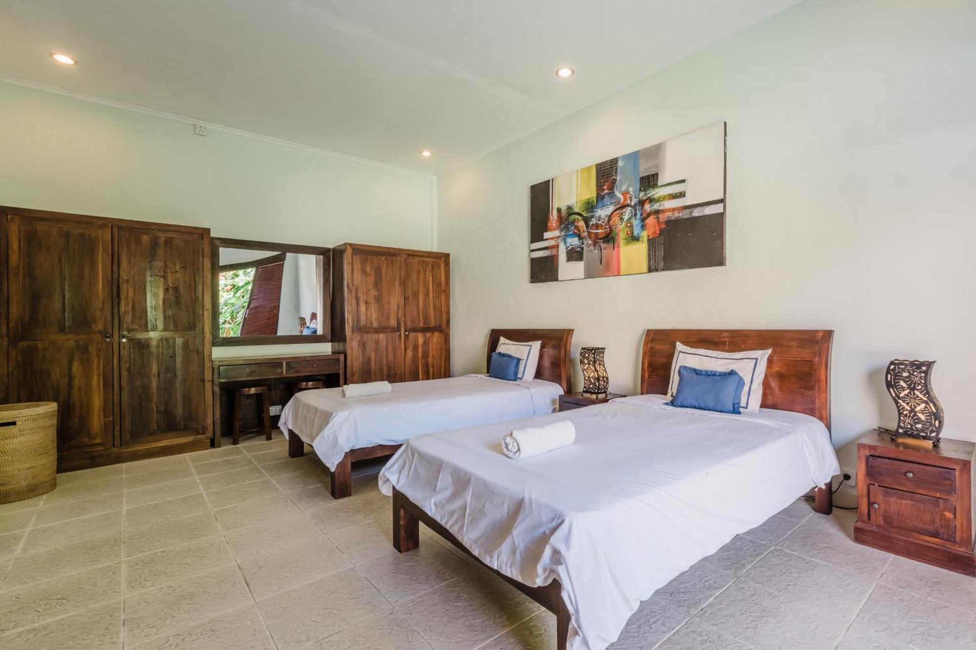 10 Bedroom Vista Villa Seminyak (Bali)